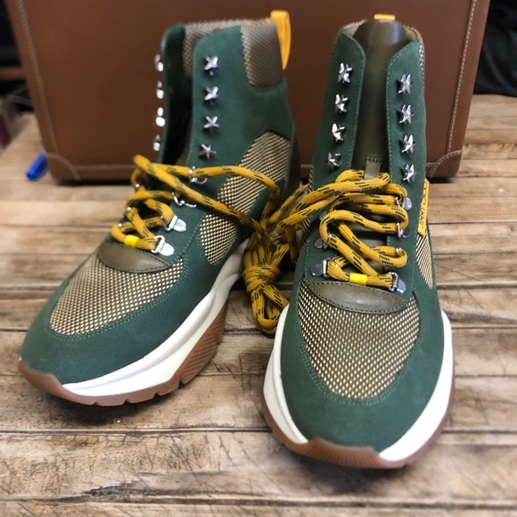 inca high top sneaker